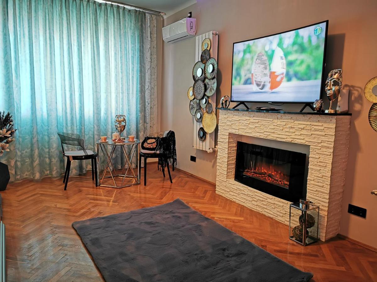 Crystal Central Apartment Brasov Exterior photo